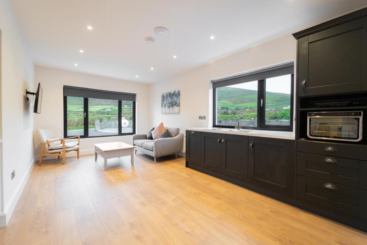 Dingle Way Snug, Luxury Apartment Buitenkant foto